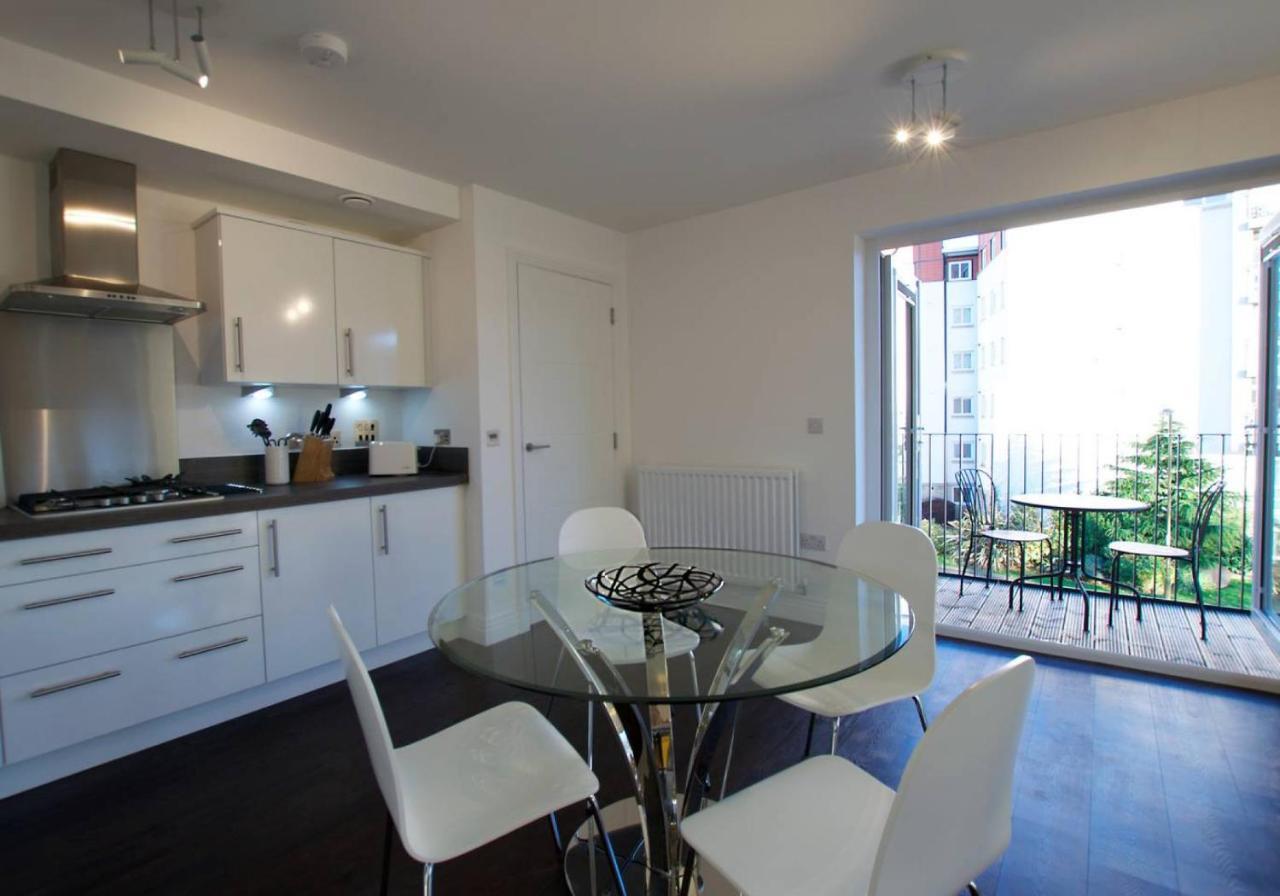 Altido Bright City Centre 2Bed, 2Bath With Free Parking Edinburgh Exterior photo